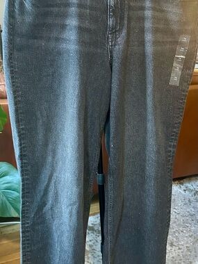 Edgely  Sparkle High Rise Straight Leg Women's Jeans in Black with Crystals